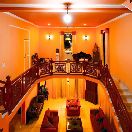 Frangipani Motel Галле Экстерьер фото
